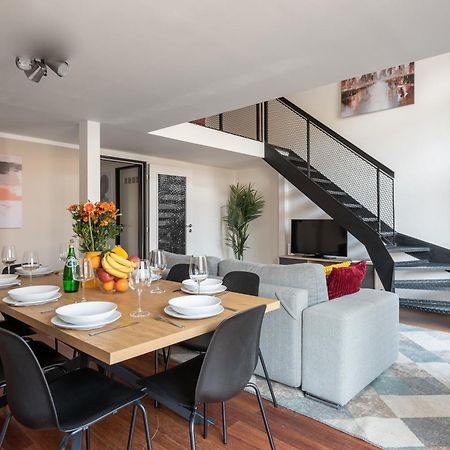 Spacious Apartments Near Karlin Square براغ المظهر الخارجي الصورة