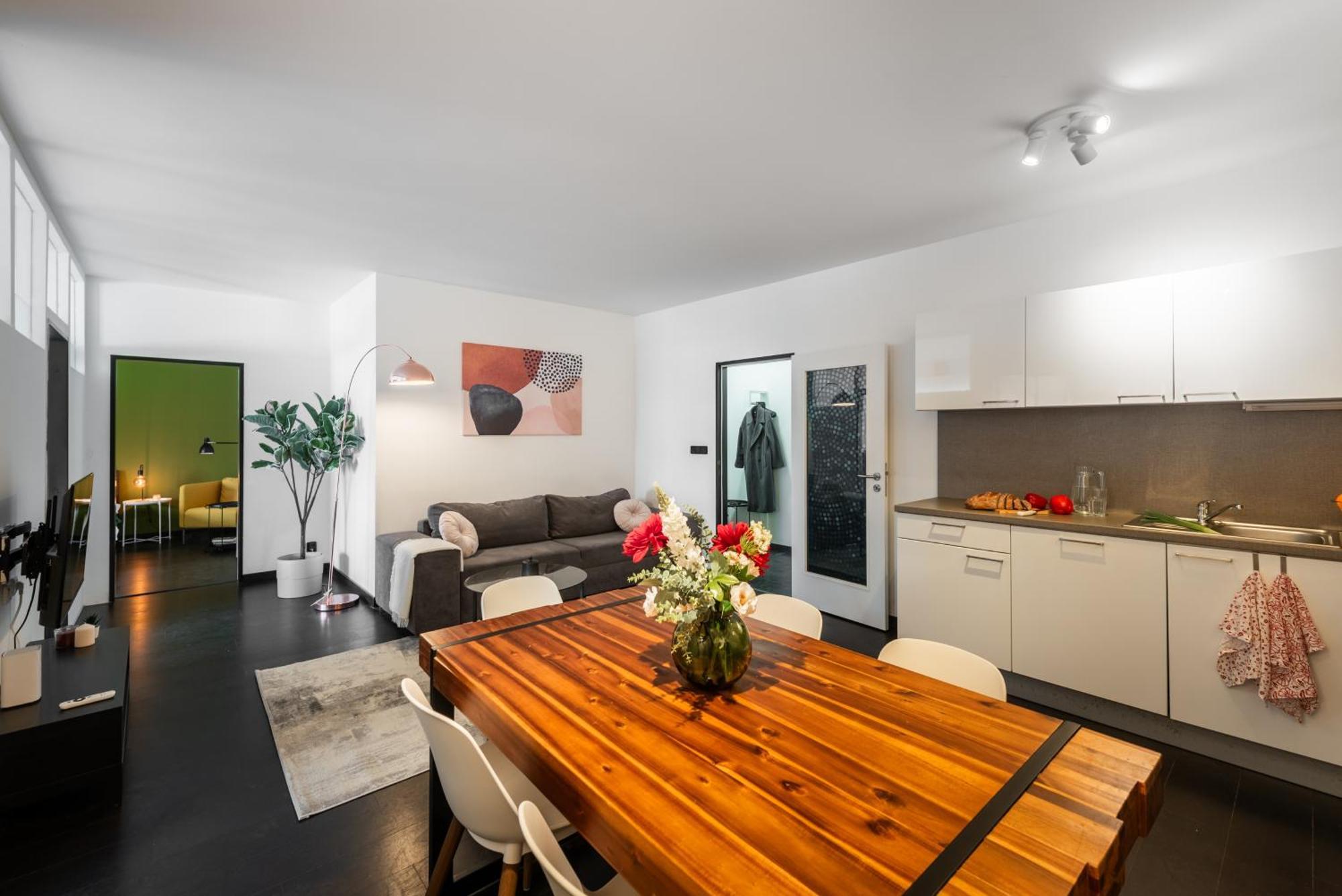 Spacious Apartments Near Karlin Square براغ المظهر الخارجي الصورة