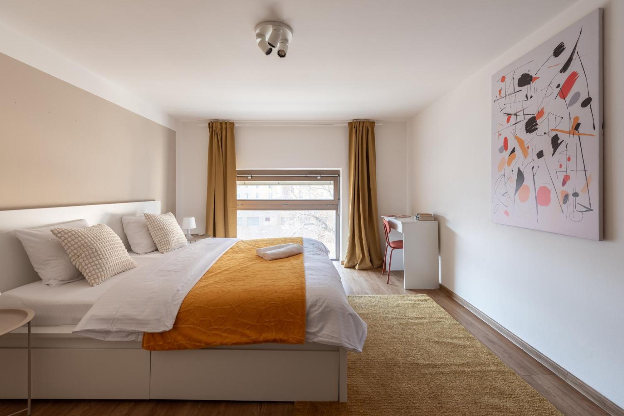 Spacious Apartments Near Karlin Square براغ المظهر الخارجي الصورة