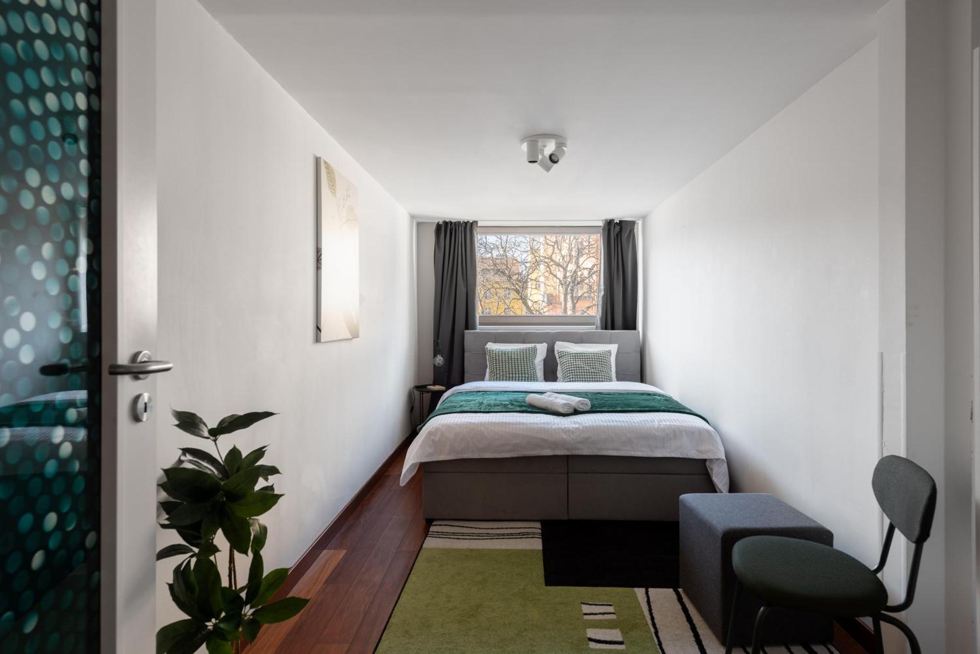 Spacious Apartments Near Karlin Square براغ المظهر الخارجي الصورة